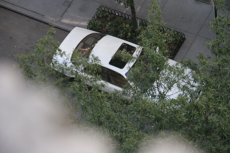 Illustration for article titled Hell Is Street-Parking Two Broken Cars In Manhattan